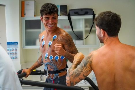 Jugadores de la UD Almería superan reconocimiento médico