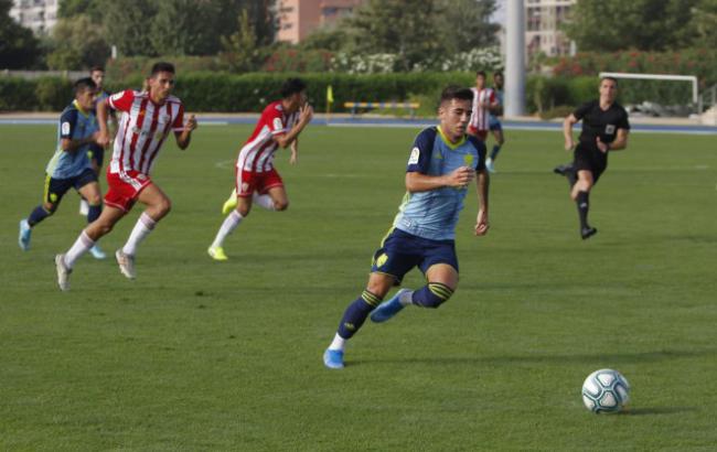 El primer equipo rojiblanco y su filial hacen de 'sparrings'