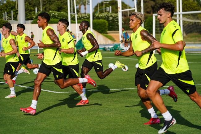 Almería arranca la pretemporada con intensidad
