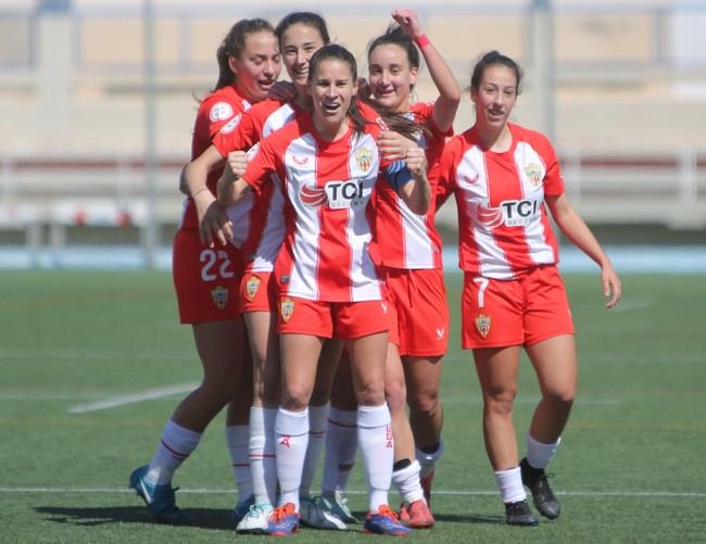 Almería suma tres puntos sin jugar