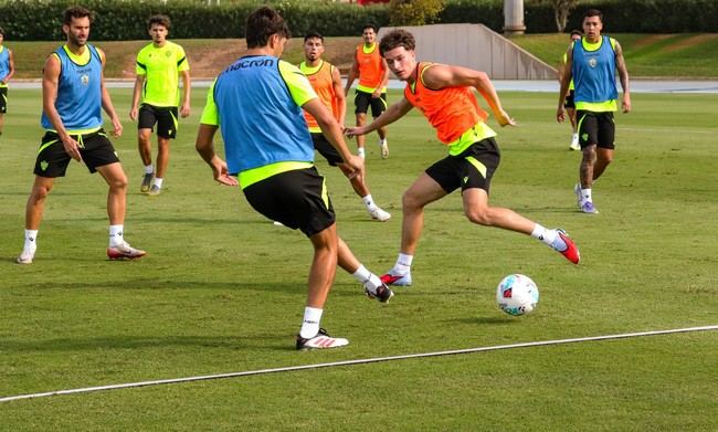 Dzodic regresa y reanuda entrenamientos