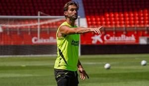 Almería busca la victoria en Gijón