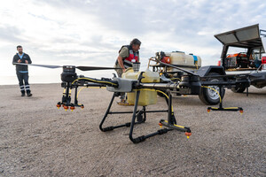 Drones contra los mosquitos en Roquetas de Mar