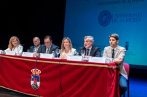 La Universidad de Mayores clausura un curso récord en sus bodas de plata