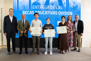 Cuatro jóvenes almerienses reciben las becas Qvision con el apoyo de Diputación y ONCE