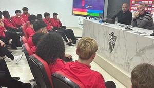 Almería cuida a su cantera más allá del fútbol