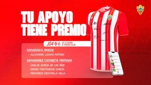 Sorteo de regalos en el estadio almeriense