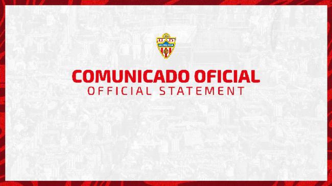 La UD Almería asume el fracaso y pide perdón a sus aficionados