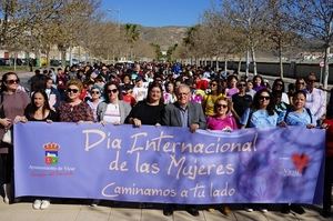 Escolares De Vícar Caminan Juntos Por La Igualdad