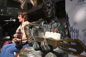 Un concierto-homenaje marca el pistoletazo de salida de las ‘I Jornadas John Lennon en Almería’