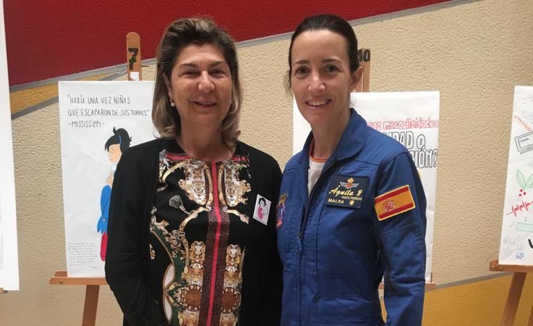 Charla de la piloto Rosa García-Malea con motivo del Día de la Mujer