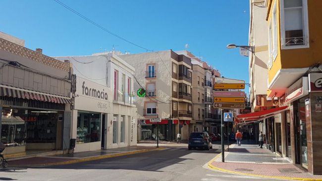 Economía potenciará los centros comerciales abiertos