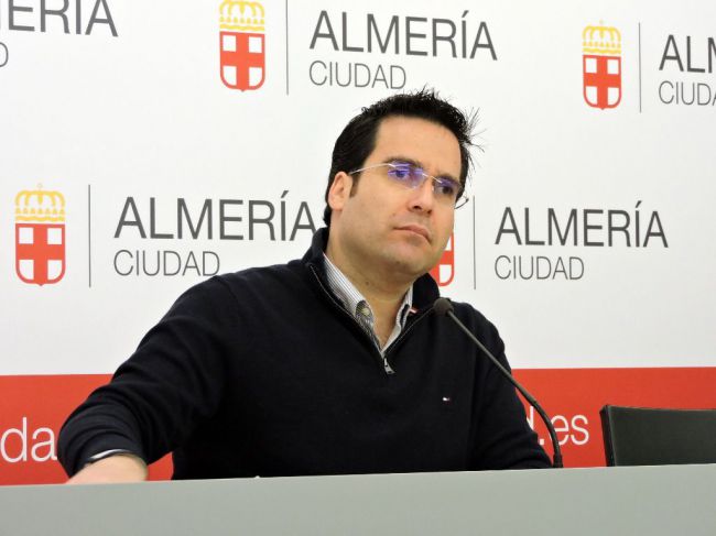 Parques y Jardines lleva sin contrato un año