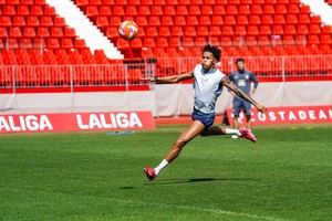 Almería se aferra a su estadio