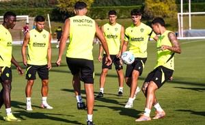 Almería se prepara para el reto de Liga y Copa