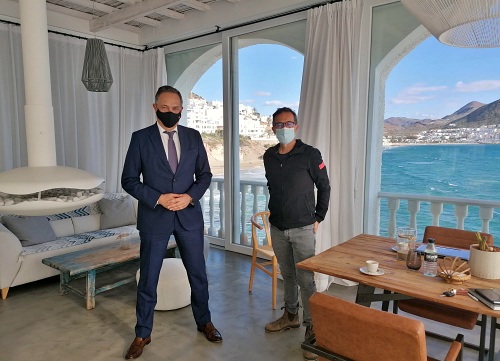 La Junta aborda con el sector las novedades del bono turístico en Almería