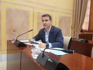 El PP exige a la Junta que posicione a Almería en la media industrial de España