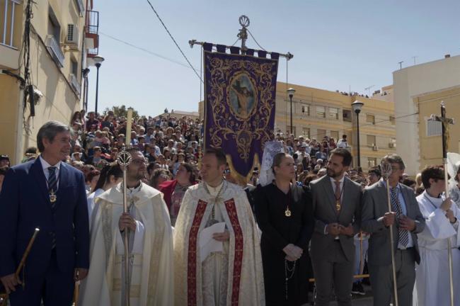 Adra vive un multitudinario Encuentro como broche de oro a su Semana Santa