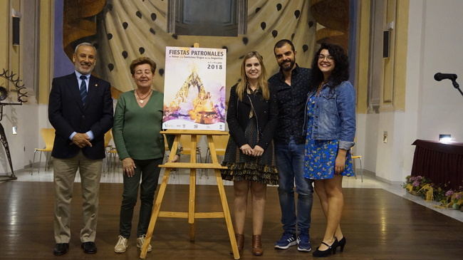 Vera presenta el cartel de las fiestas en honor a su Patrona, la Virgen de las Angustias