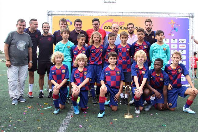 El Barça gana al Espanyol en la final de la ‘I Cup Costa de Almería’ de fútbol alevín