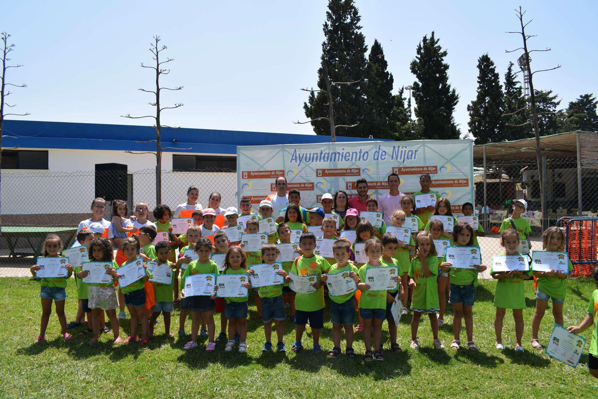 Doscientos niños participan en la clausura del primer turno de las escuelas de verano