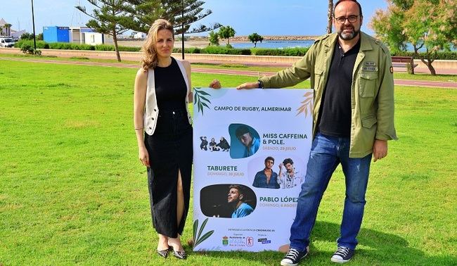 Pole, Miss Caffeína, Taburete y Pablo López en Almerimar