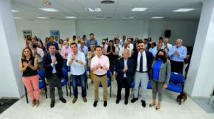 El PP moviliza a sus alcaldes de cara al 19-J como “el mejor aval de Juanma Moreno”