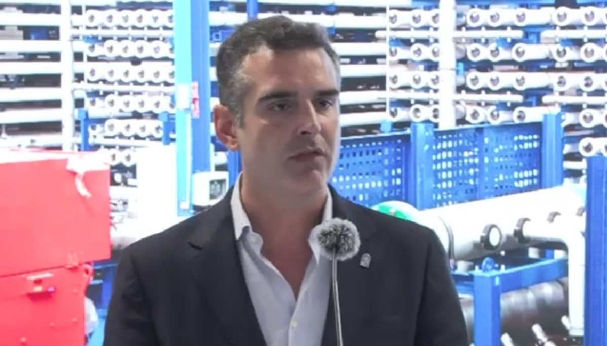 Fernández Pacheco denuncia que la desaladora de Carbonera lleva todo el verano averiada