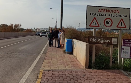 El PSOE pide acabar con los dos puntos negros en la carretera a Mojácar