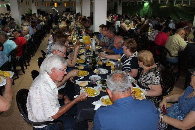 400 mayores en la comida de convivencia de la Asociación de Pensionistas “Pintor Pedro Antonio” de Pulpí