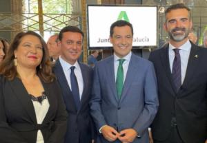 El PP de Almería acude a respaldar a sus consejeros