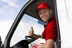 Correos Express lanza una App para clientes que permite un control total de los envíos en Almería