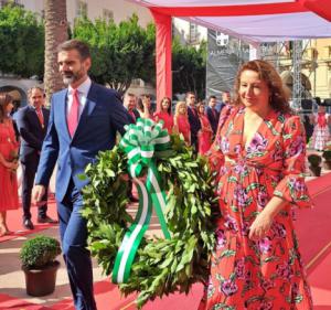 Los consejeros almerienses en el homenaje a Los Coloraos