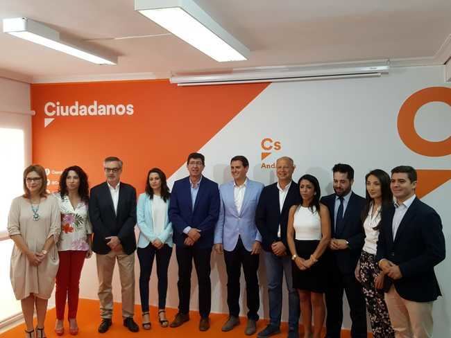 Ciudadanos pasa de apoyar al PSOE a querer 'echar a Susana Díaz'