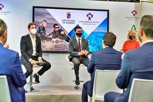 Diputación de Almería muestra al mundo su Guía de Buceo con David Bisbal y Eugenia Martínez de Irujo