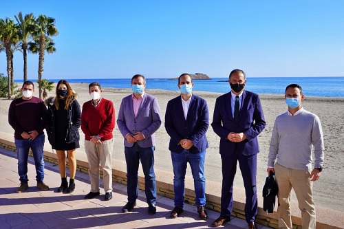 La Junta invierte casi un millón de euros en mejorar las playas de Almería