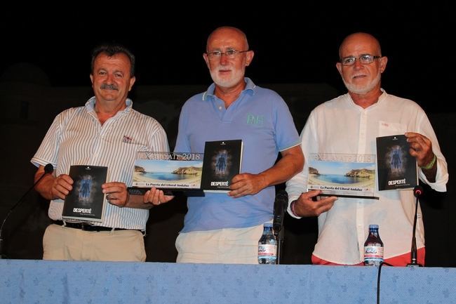 El pulpileño Ángel Muñoz presenta su novela “Desperté” con el Castillo de San Juan de los Terreros como telón de fondo