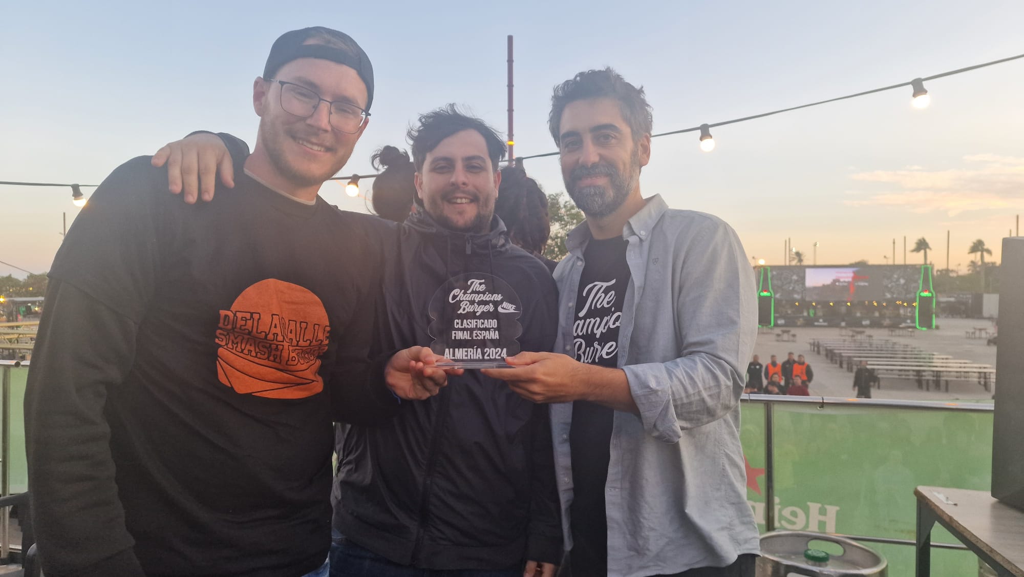 Arrollador: 120.000 personas visitan ‘The Champions Burger’ en Almería