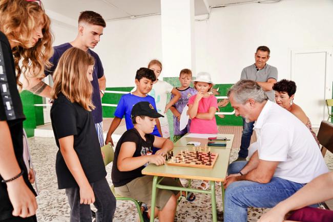 Diputación despide la Escuela de Verano de Canjáyar