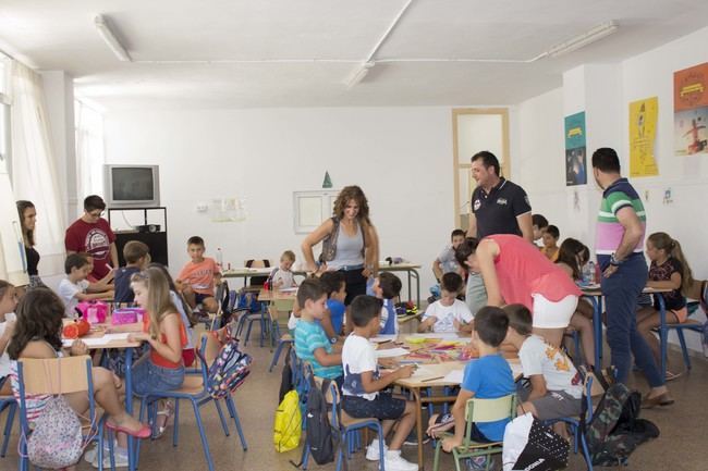 La Escuela de Verano de Carboneras abre para más de 200 niños