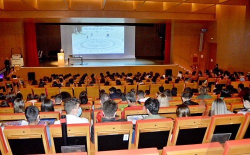 Más de 4.000 estudiantes en las Jornadas de Orientación Preuniversitaria de la UAL