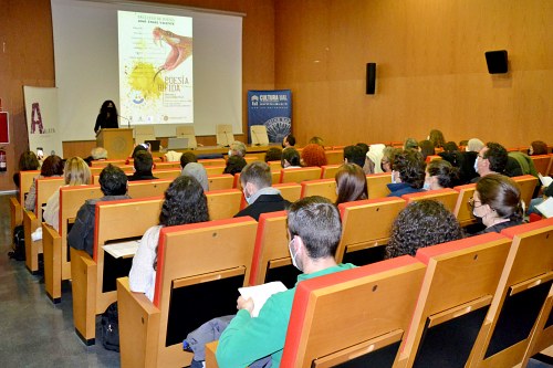 La UAL conmemora el Día Internacional de la Poesía con homenaje a Ana Santos Payán