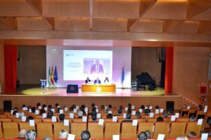 La UAL entrega sus premios y reconocimientos a PAS, PDI y personal jubilado