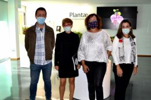 'Plantae' une ilustraciones de Manuel García y la colección de plantas carnívoras