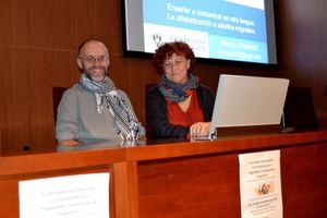 Expertos apuntan a la comunicación para la integración de inmigrantes