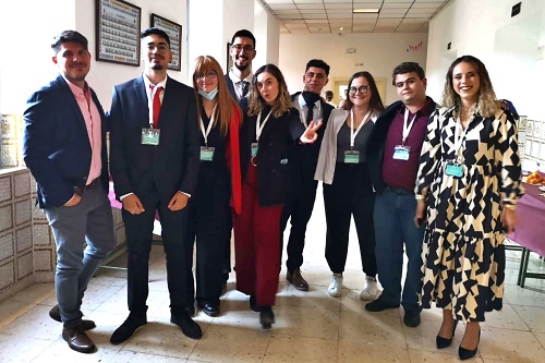 La UAL participa por primera vez en el circuito de torneos de debate universitario