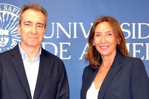 Los retos y oportunidades del turismo azul, en los Cursos de Verano de la UAL