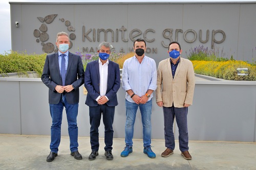 El rector de la UAL y parte de su equipo de gobierno visitan Kimitec y su MAAVi Innovation Center