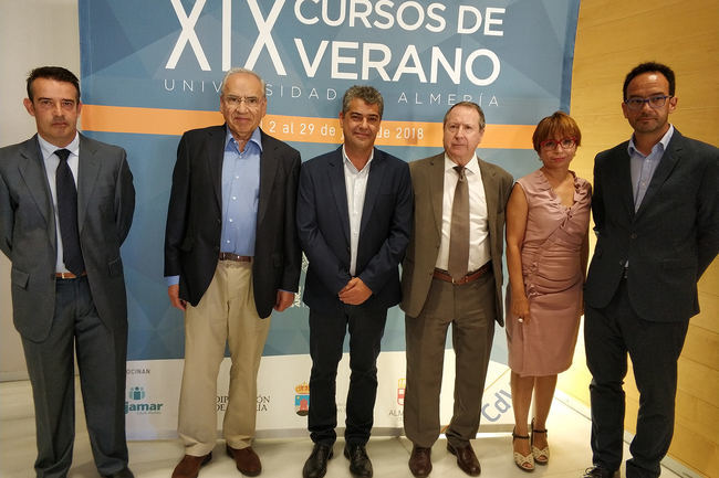 Guerra anima a crear un frente constitucionalista
