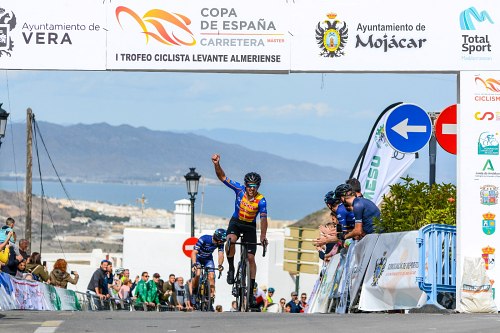 Mojácar acogerá dos finales de etapa y una salida de la Vuelta a Almería 2023